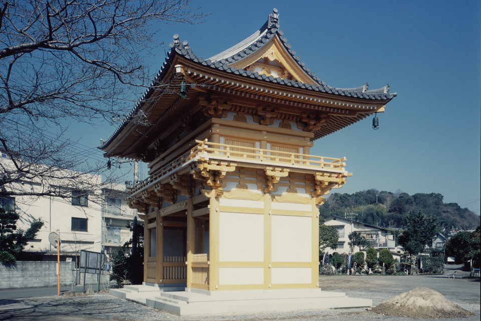 臨済寺　総大門