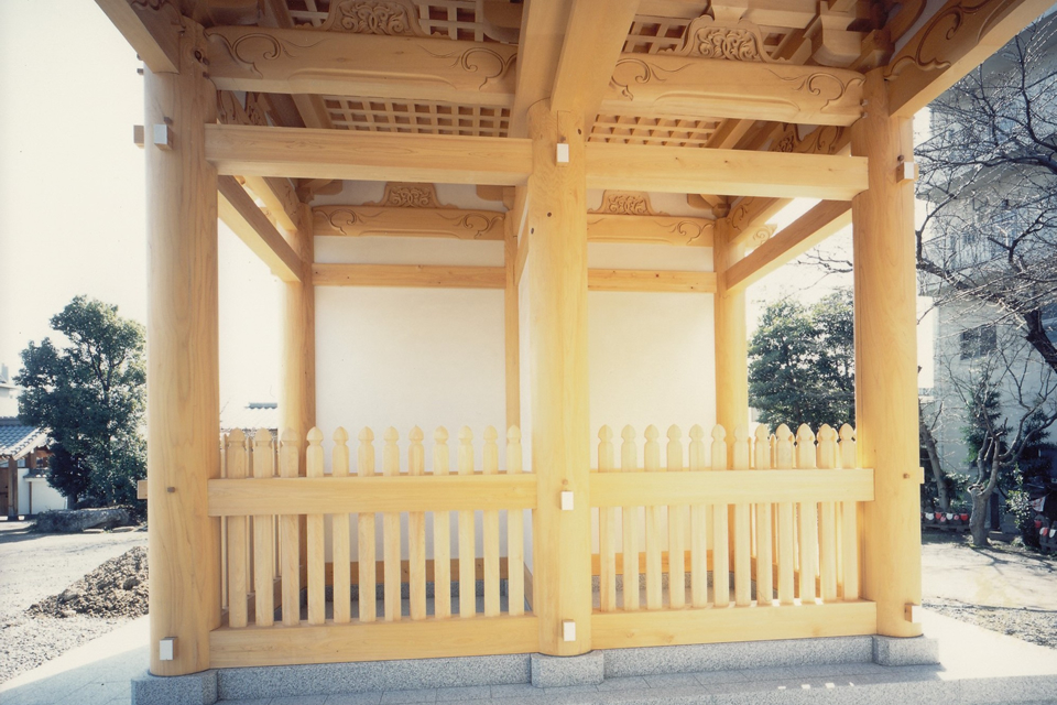 臨済寺　総大門