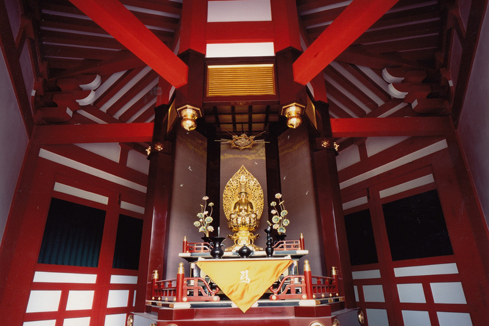 蓮華院誕生寺　弥勒菩薩堂