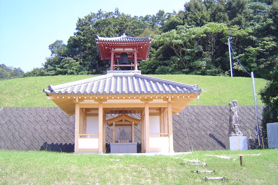 蓮華院誕生寺　地蔵堂