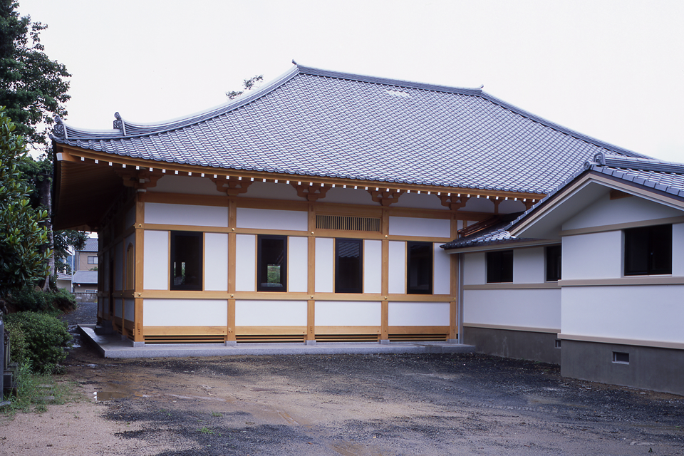 東漸寺　位牌堂