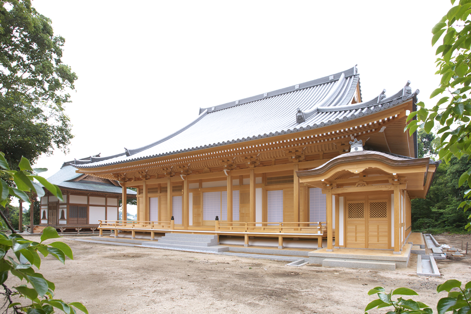 霊鷲寺　本堂