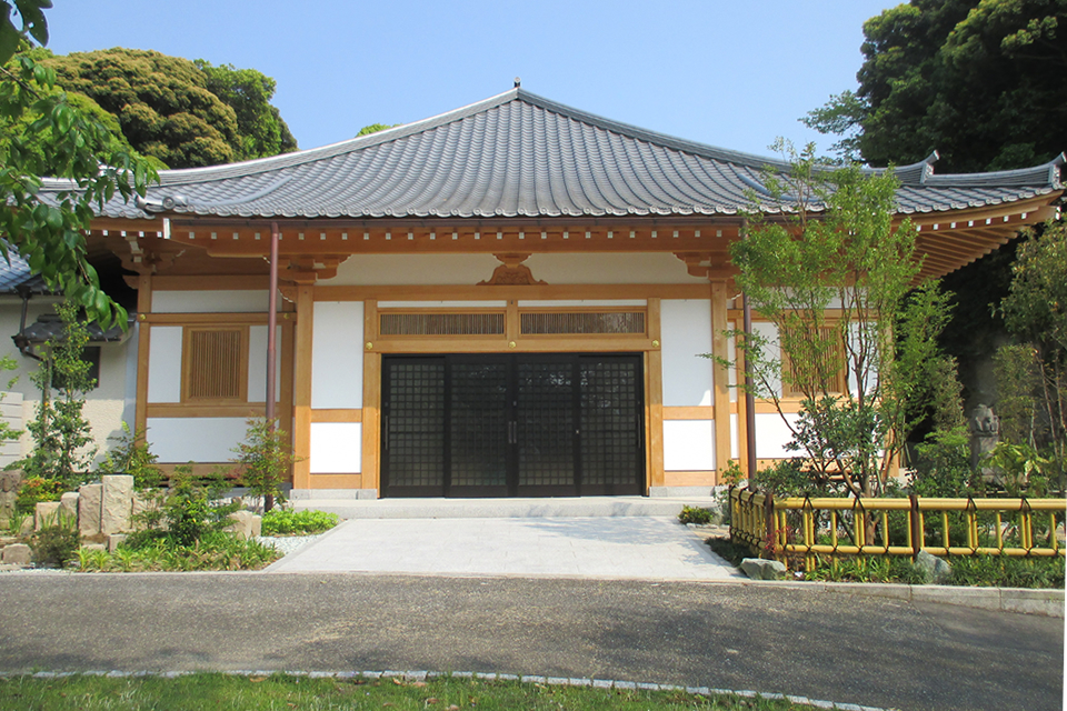 青蓮寺　位牌堂