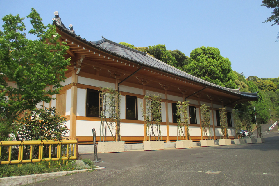 青蓮寺　位牌堂